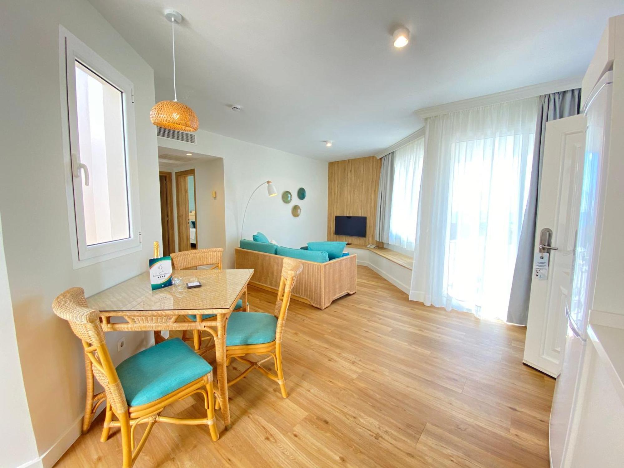 Suite mit Meerblick (5 Erwachsene + 1 Kind)